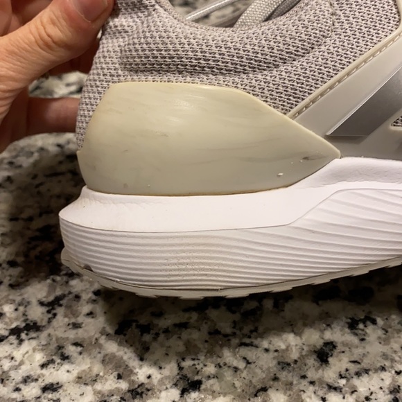 Adidas Cloud Foam Silver-Gray-White Running Shoes - Picture 10 of 16